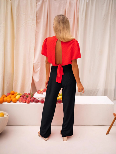 Lorena | Elegant Cropped Blouse